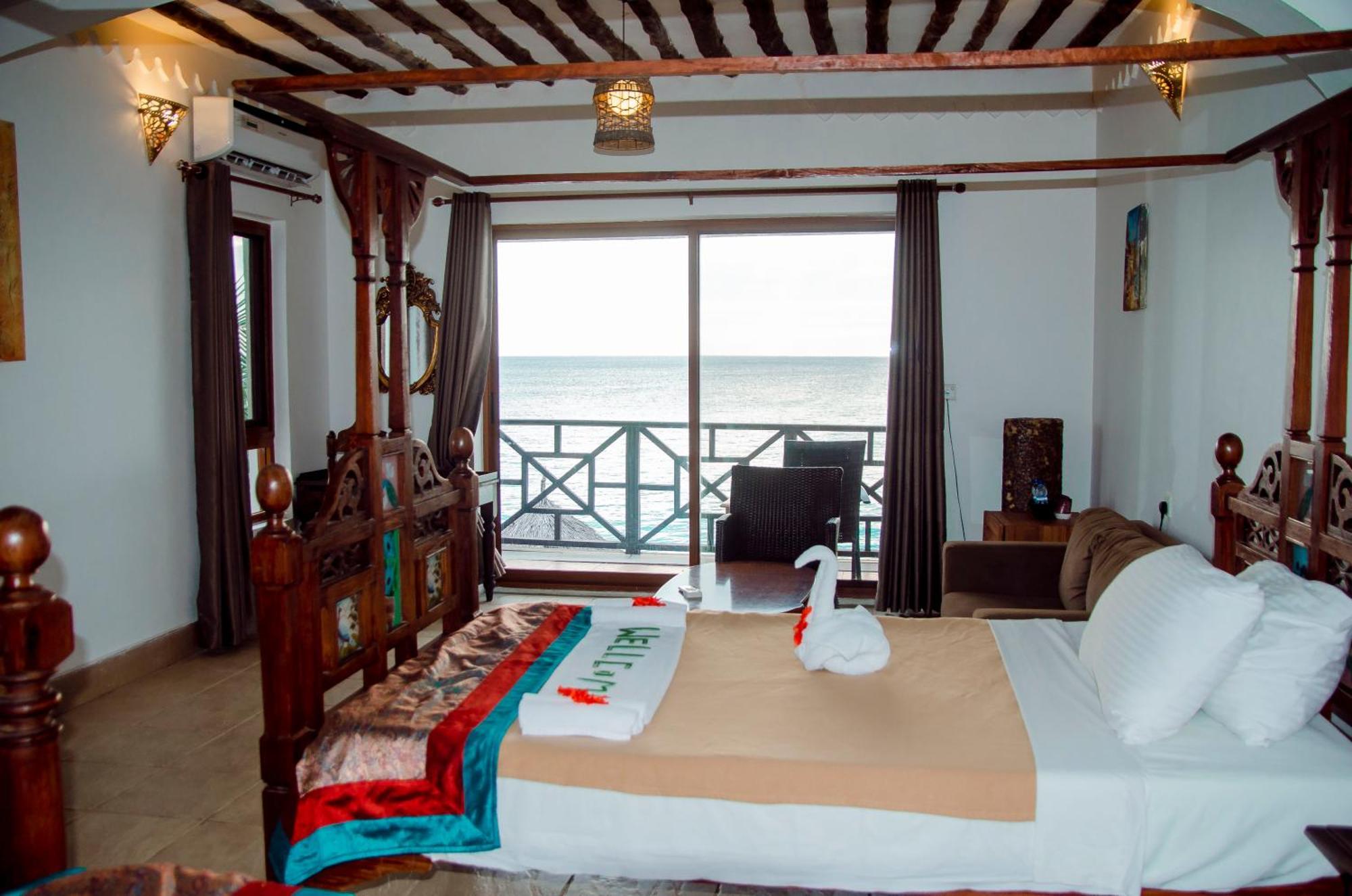 Langi Langi Beach Bungalows Nungwi Bagian luar foto