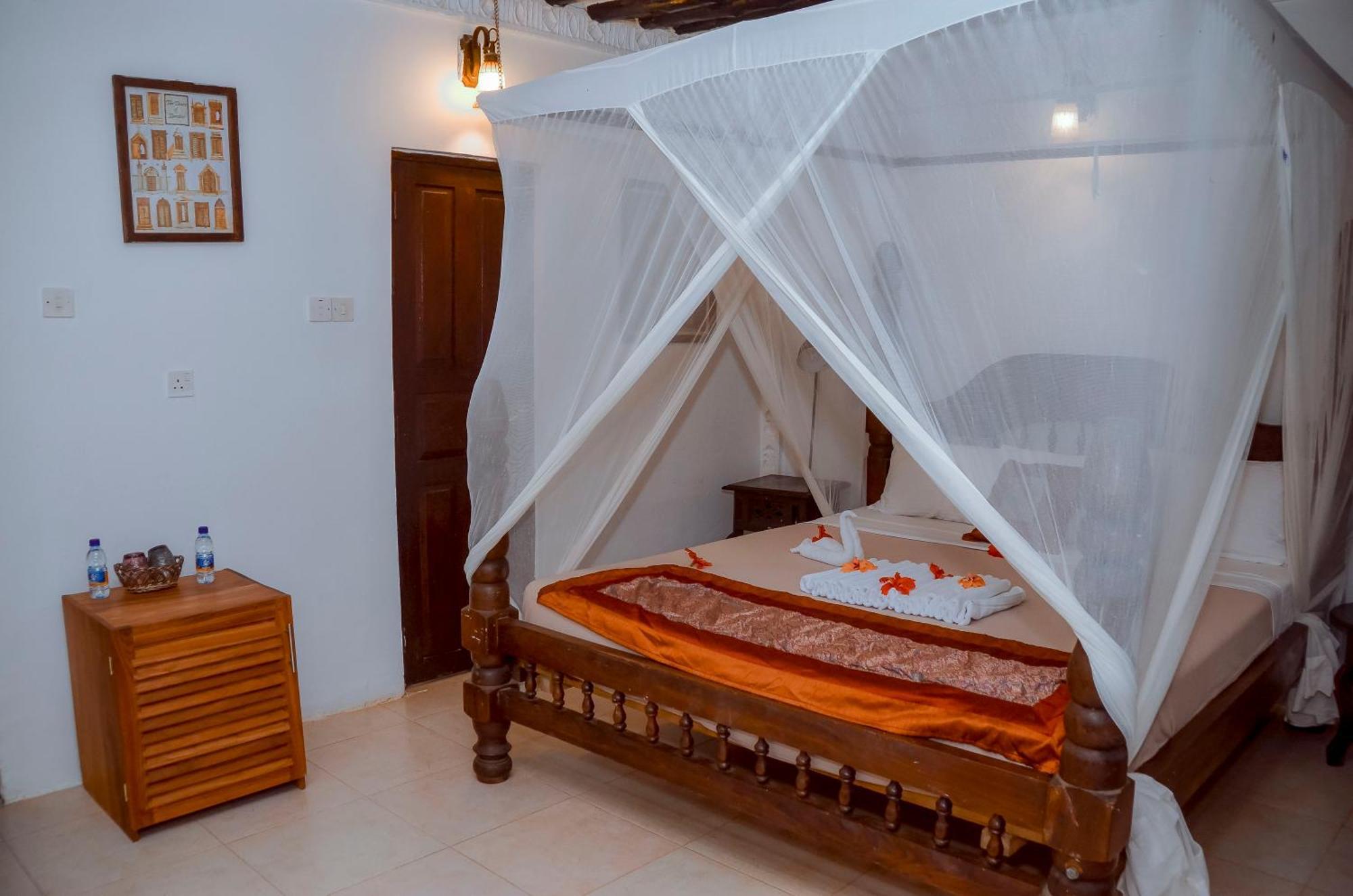Langi Langi Beach Bungalows Nungwi Bagian luar foto